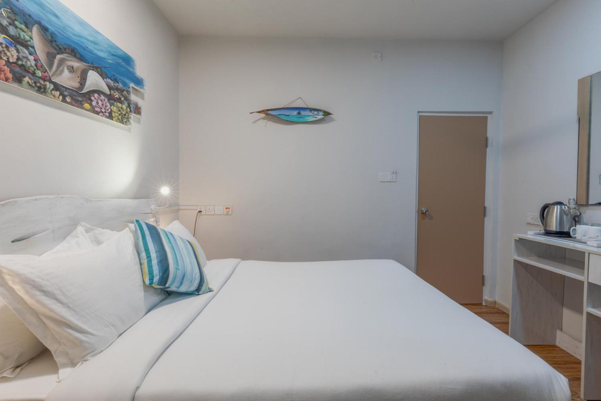 Ocean Pearl Maldives At Gulhi Island Hotel Exterior photo